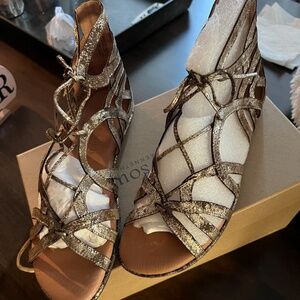 Kenneth Cole Gentle Sole Break My Heart 3, Womens 8.5